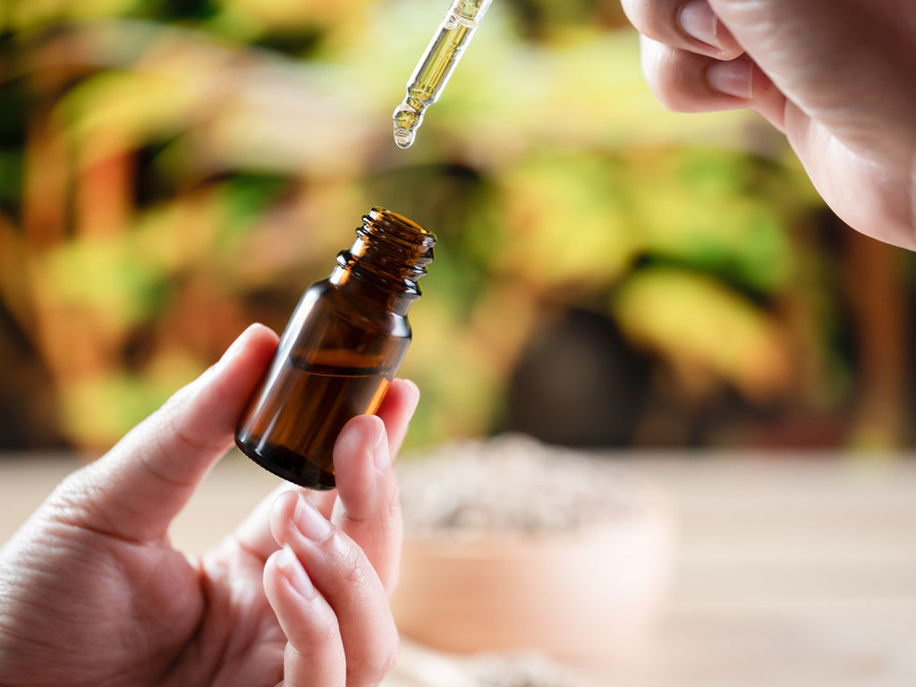 5 Benefits of Consuming Liquid Vitamin A for Adults